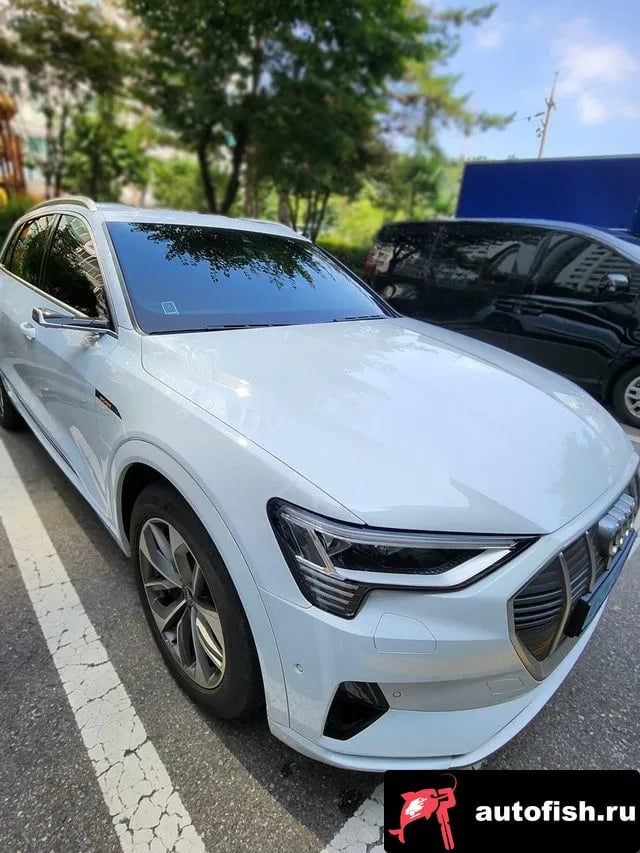Audi e-tron e-Tron 2021 года - вид 6