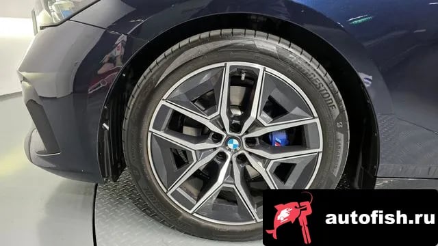 BMW 5-Series 5 Series (G60) 2024 года - вид 5
