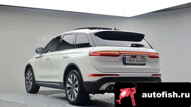 Lincoln Corsair Cosair 2021 года - вид 2