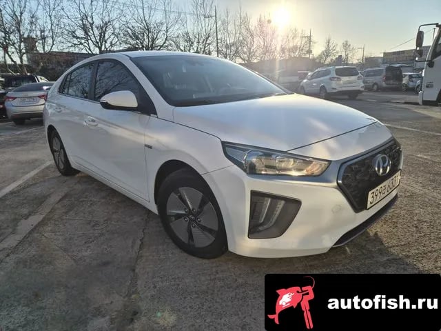 Hyundai Ioniq The New Ionic Hybrid 2019 года - вид 3