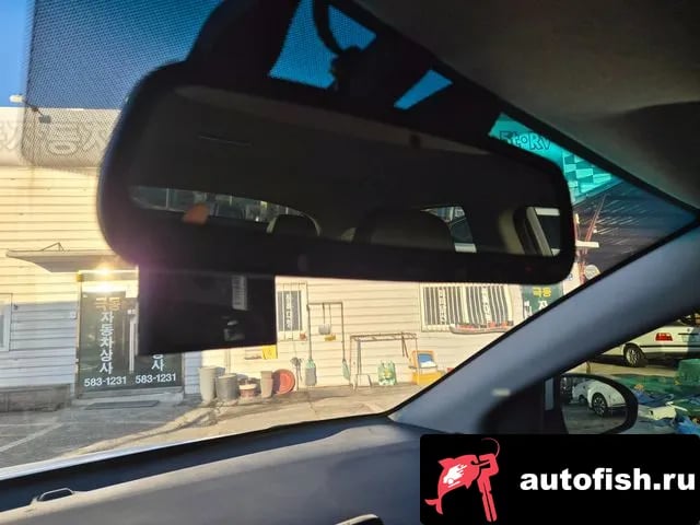 Hyundai Ioniq The New Ionic Hybrid 2019 года - похожие автомобили