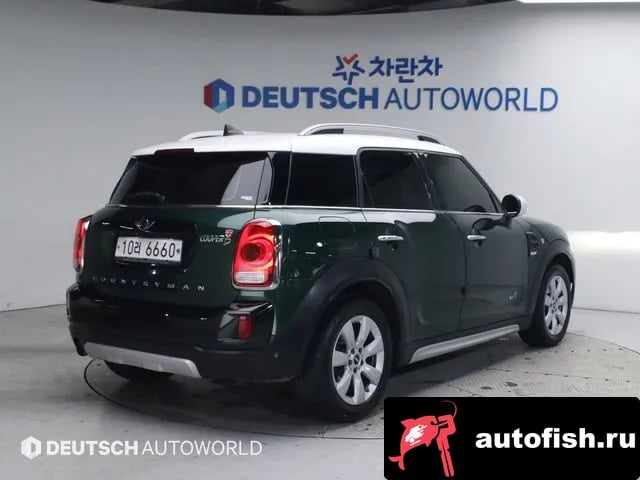 Mini Countryman Cooper D Country Man 2018 года - вид 2