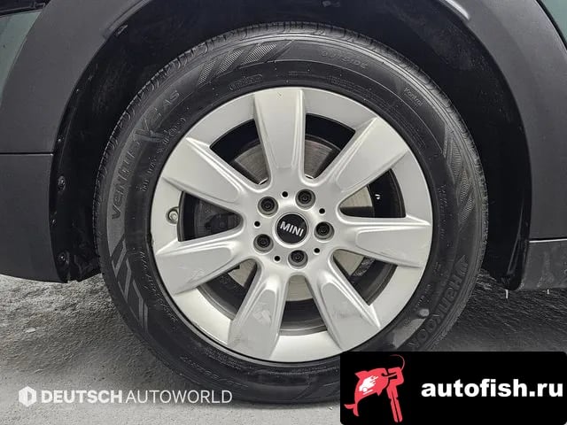 Mini Countryman Cooper D Country Man 2018 года - вид 5