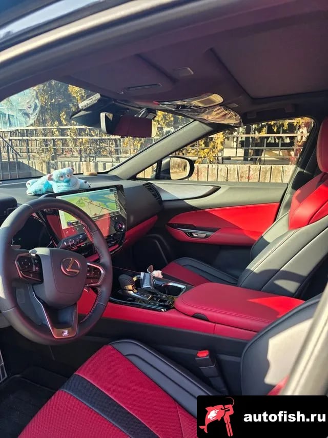 Lexus NX NX450h + 2nd generation 2025 года - вид 3