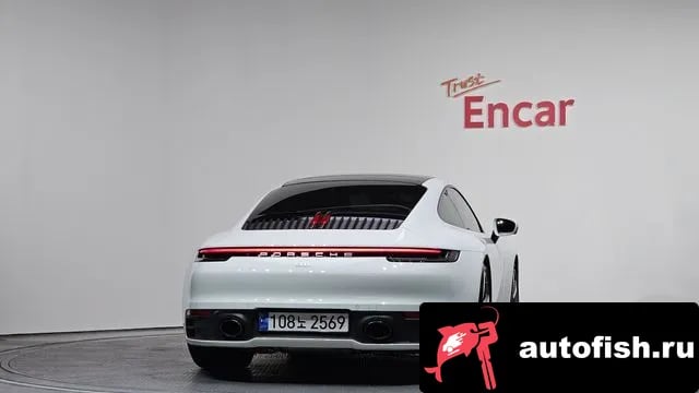 Porsche 911 911 (992) 2020 года - вид 4