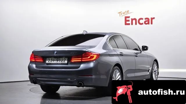 BMW 5-Series 5 Series (G30) 2019 года - вид 2
