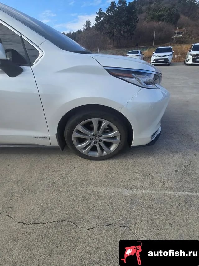 Toyota Sienna Siena 4th Generation 2021 года - вид 3