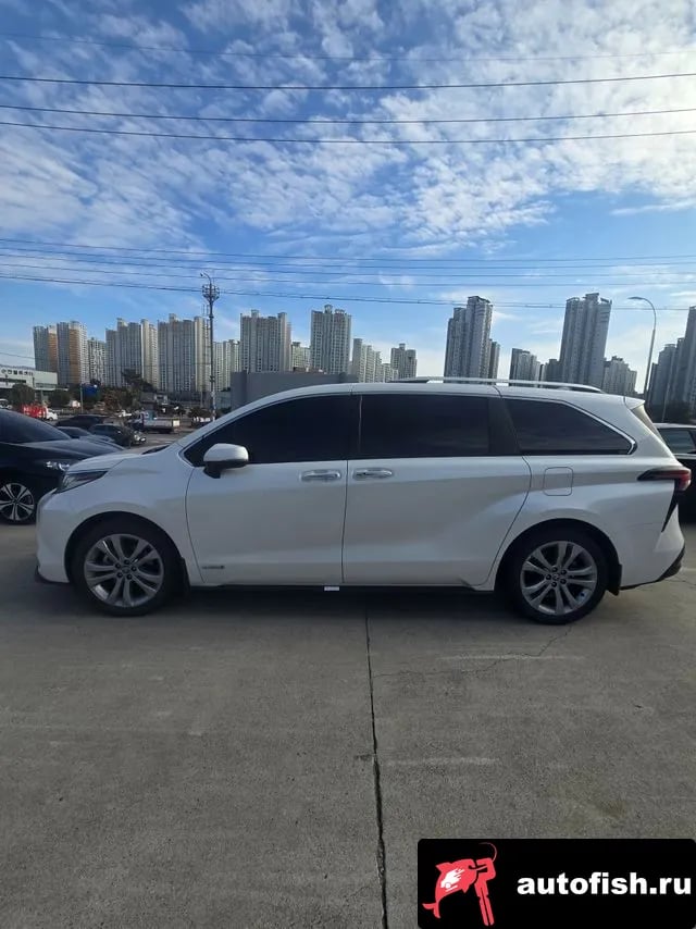 Toyota Sienna Siena 4th Generation 2021 года - вид 5