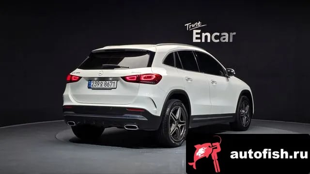 Mercedes-Benz GLA-Class GLA - Class H247 2020 года - вид 2