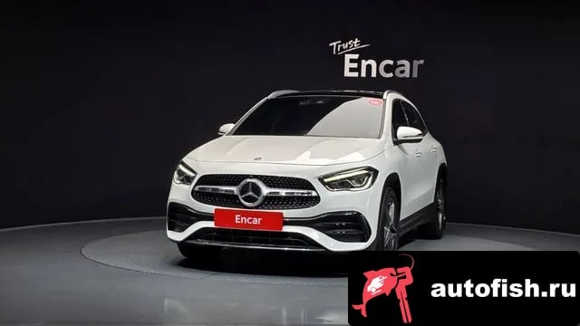 Mercedes-Benz GLA-Class GLA - Class H247 2020 года - вид 3