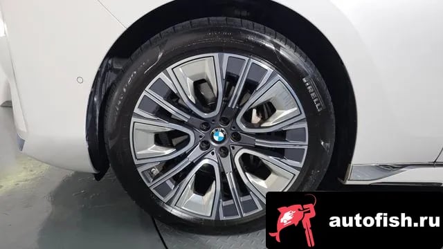BMW 7-Series 7 Series (G70) 2023 года - вид 5