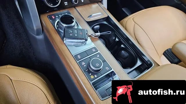 Land Rover Range Rover Range Rover 4th Generation 2021 года - похожие автомобили