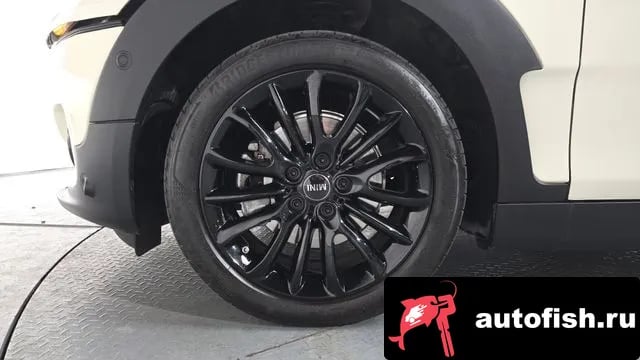 Mini Clubman Cooper Clubman 2021 года - вид 4