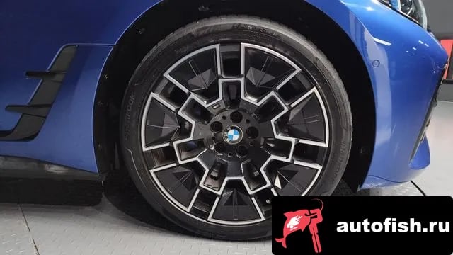 BMW i4 i4 2025 года - похожие автомобили