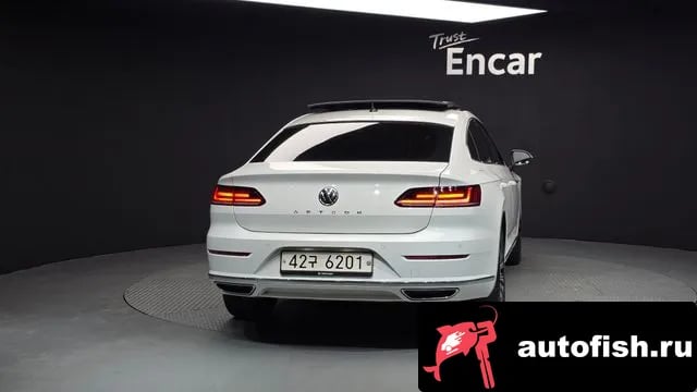 Volkswagen Arteon Atheon 2019 года - вид 4