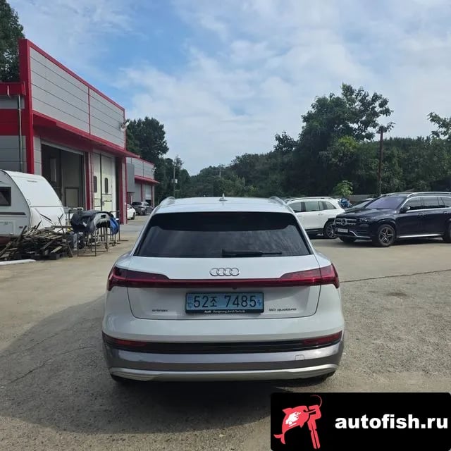 Audi e-tron e-Tron 2021 года - вид 5