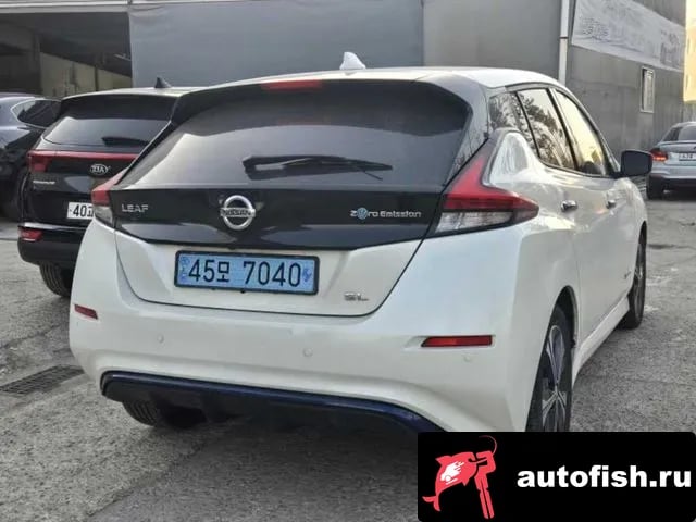 Nissan Leaf Leaf (ZE1) 2019 года - вид 3
