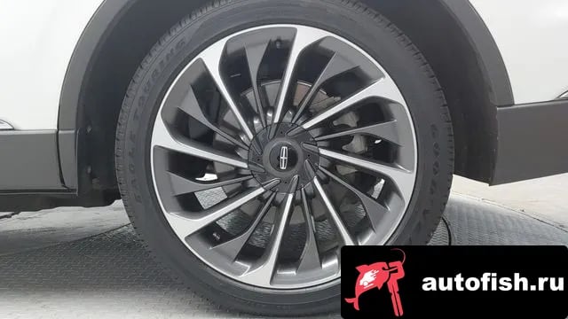 Lincoln Aviator Aviator 2nd generation 2020 года - вид 6