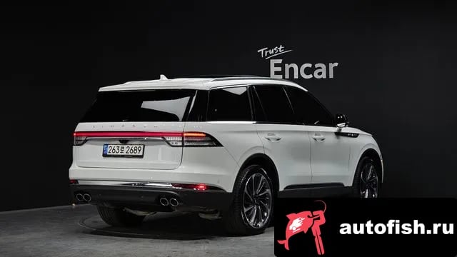 Lincoln Aviator Aviator 2nd generation 2021 года - вид 2