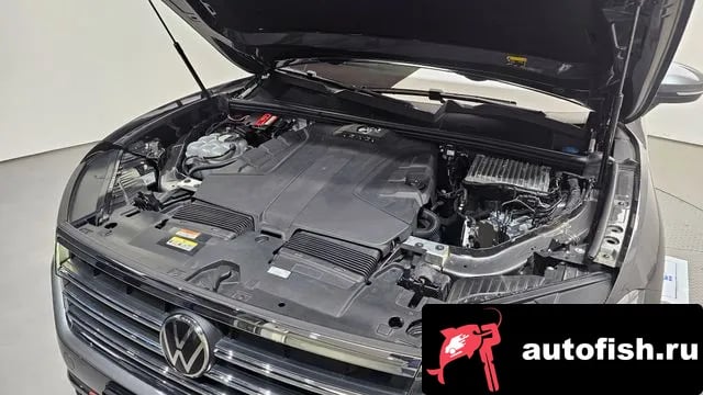 Volkswagen Touareg Tuareg 3rd generation 2020 года - вид 6