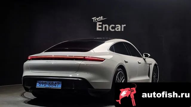 Porsche Taycan Taikan 2024 года - вид 2