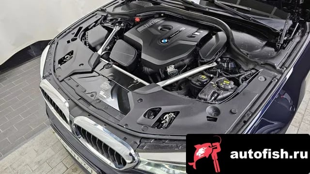 BMW 5-Series 5 Series (G30) 2019 года - вид 6