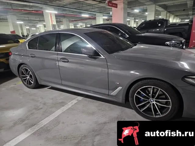 BMW 5-Series 5 Series (G30) 2022 года - вид 2