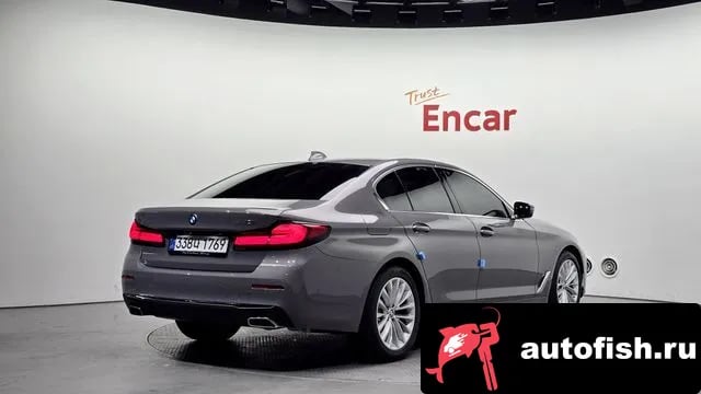 BMW 5-Series 5 Series (G30) 2022 года - вид 2