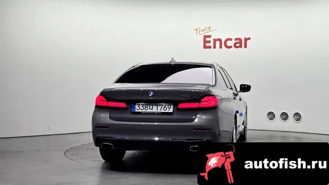 BMW 5-Series 5 Series (G30) 2022 года - вид 4