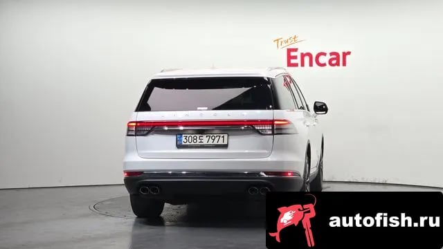 Lincoln Aviator Aviator 2nd generation 2021 года - вид 4