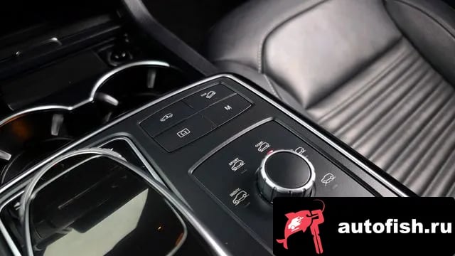 Mercedes-Benz GLE-Class GLE - Class W166 2018 года - похожие автомобили