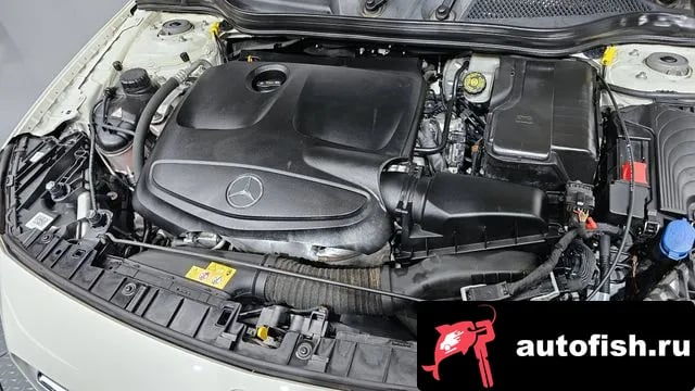 Mercedes-Benz GLA-Class GLA-Class X156 2018 года - вид 6