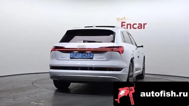 Audi e-tron e-Tron 2021 года - вид 4