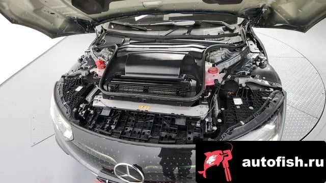 Mercedes-Benz EQE EQE V295 2022 года - вид 6