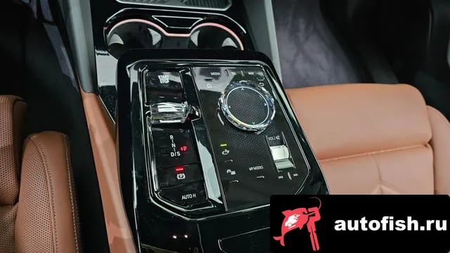 BMW 5-Series 5 Series (G60) 2025 года - похожие автомобили