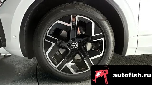 Volkswagen Touareg Tuareg 3rd generation 2025 года - вид 5