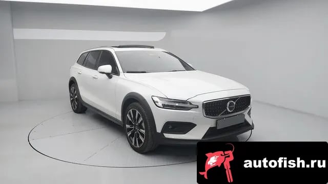 Volvo V60 V60 Cross-country 2nd Generation 2024 года - вид 3