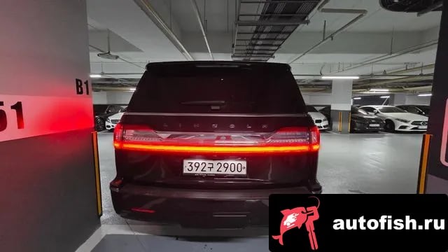 Lincoln Navigator Navigator 4th generation 2019 года - вид 2