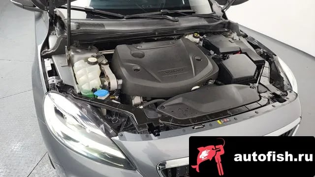 Volvo V40 V40 Cross-Country 2019 года - вид 6