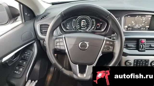 Volvo V40 V40 Cross-Country 2019 года - похожие автомобили
