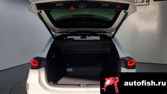 Mercedes-Benz GLA-Class GLA - Class H247 2023 года - вид 6