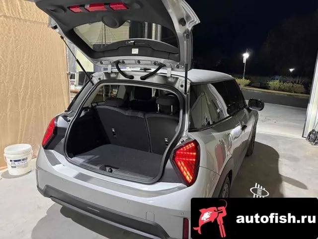 Mini Cooper Cooper C 4th generation 2024 года - вид 5