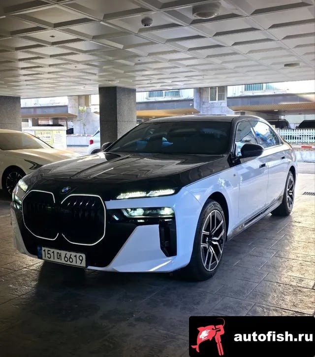 BMW 7-Series 7 Series (G70) 2023 года - вид 2