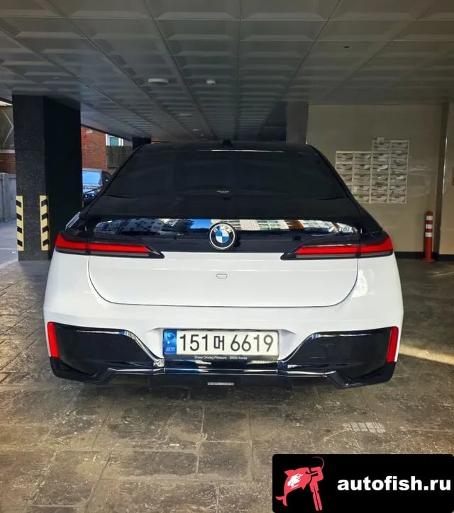 BMW 7-Series 7 Series (G70) 2023 года - вид 5