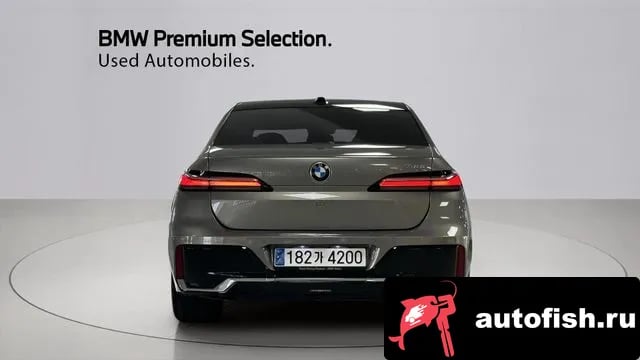 BMW 7-Series 7 Series (G70) 2023 года - вид 4