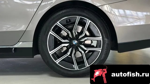BMW 7-Series 7 Series (G70) 2023 года - вид 5