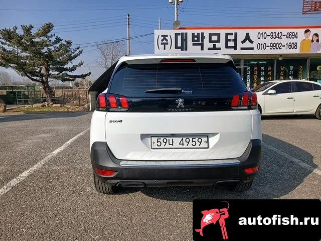 Peugeot 5008 5008 second generation 2018 года - вид 5