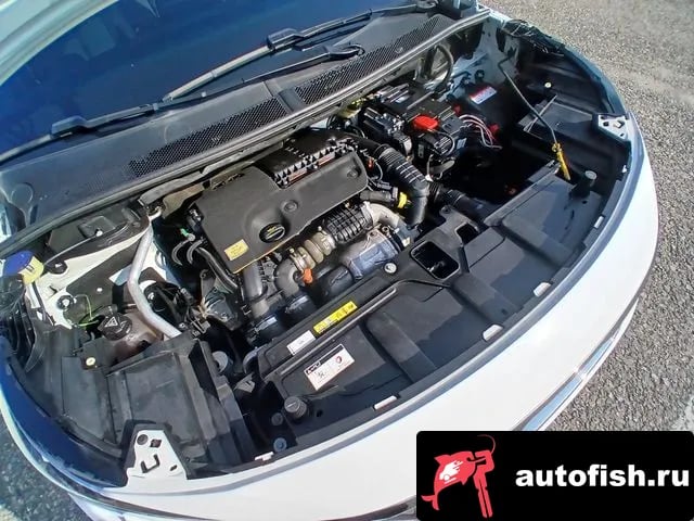 Peugeot 5008 5008 second generation 2018 года - вид 6