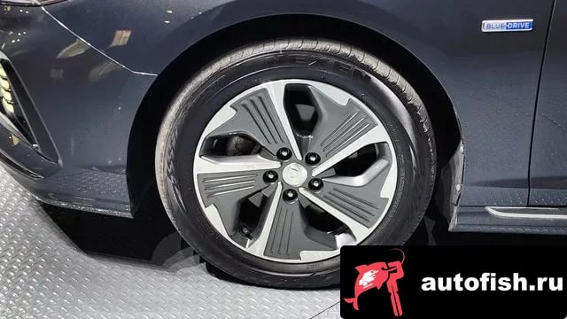 Hyundai Sonata Sonata New Rise Hybrid 2018 года - похожие автомобили