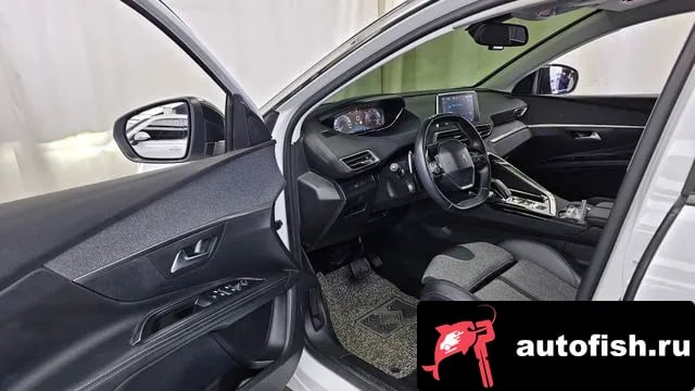 Peugeot 5008 5008 second generation 2019 года - похожие автомобили